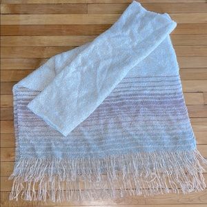 Scarf / Shawl